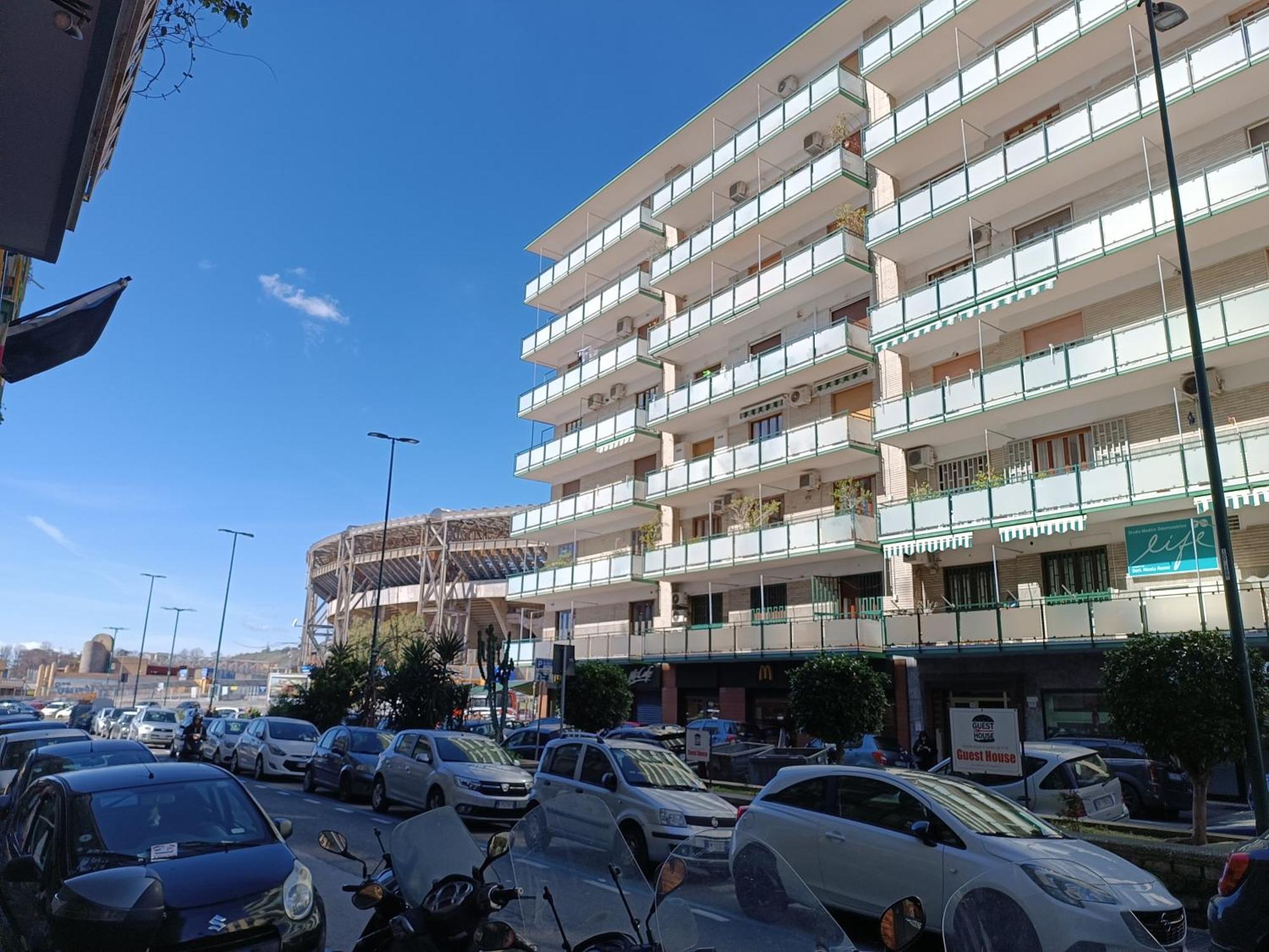 B&B Napoli Fuorigrotta מראה חיצוני תמונה